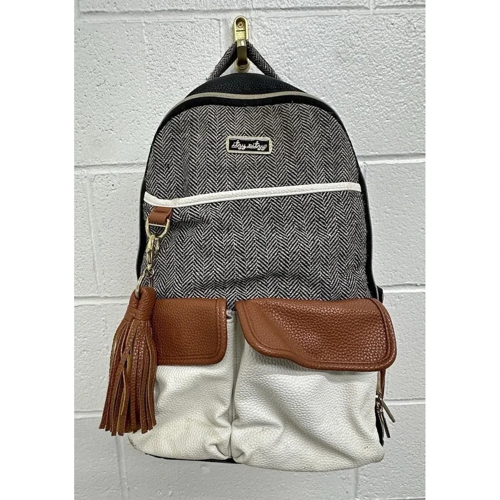 Itzy Ritzy Boss Backpack Diaper‎ Bag Coffee & Cream